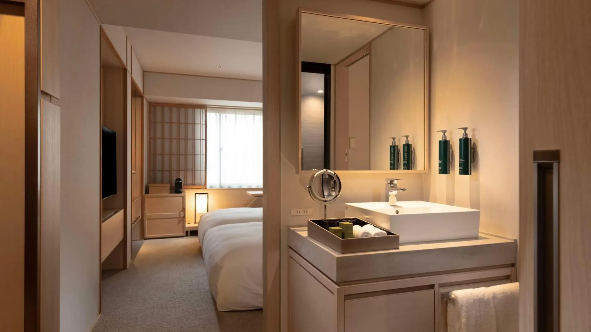 Hotel Doubletree By Hilton Kyoto Higashiyama 4*,